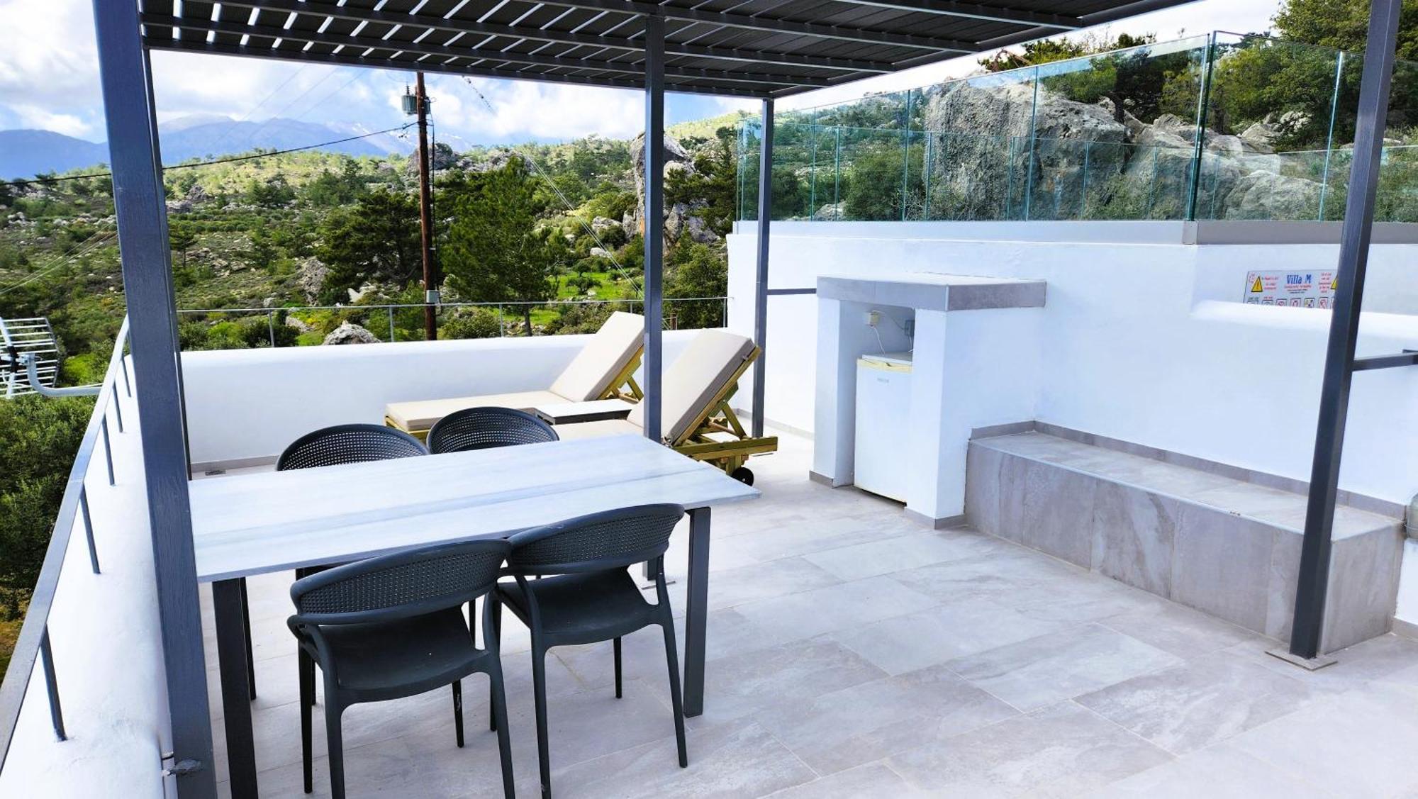 Villa M - Villa With Private Pool And Yard Anatoli  Luaran gambar