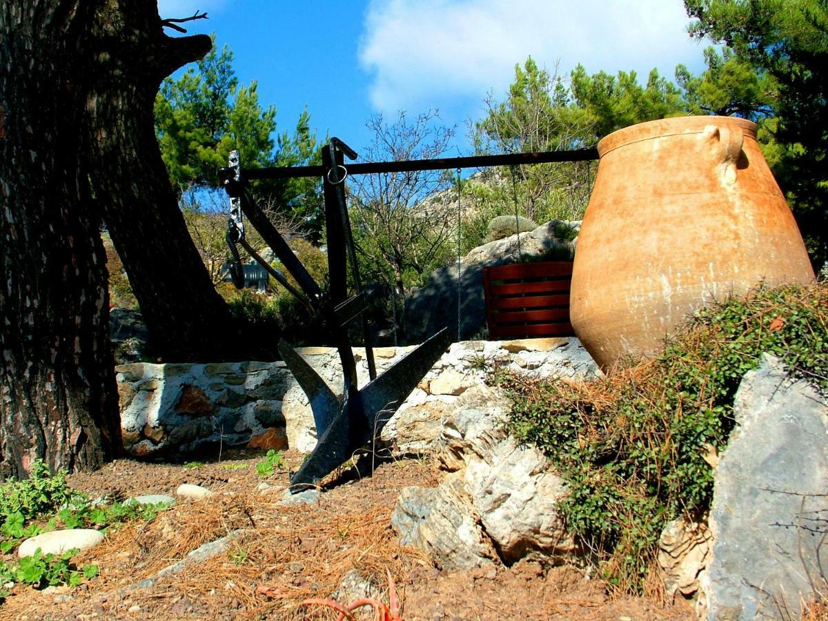 Villa M - Villa With Private Pool And Yard Anatoli  Luaran gambar
