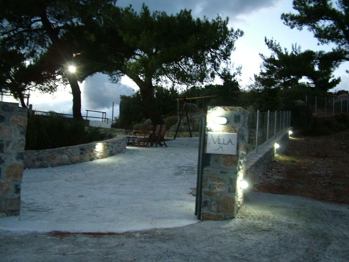 Villa M - Villa With Private Pool And Yard Anatoli  Luaran gambar